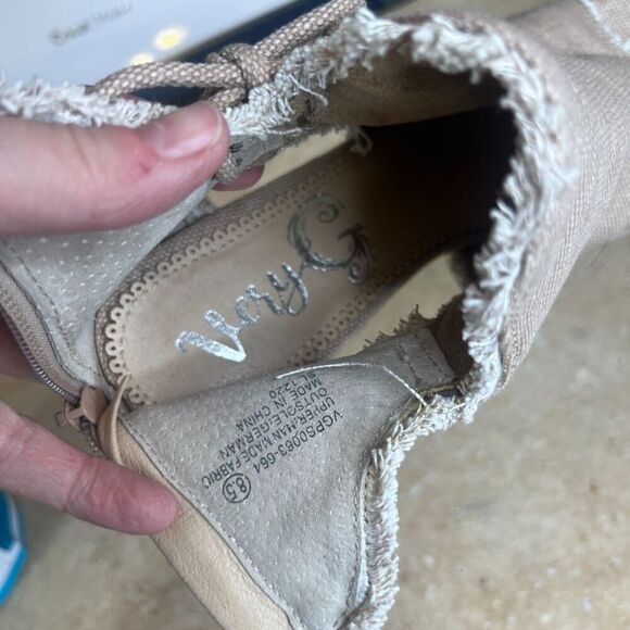 Very G Light Tan Open Toe Cut Out Side Back Zip Chunky Heel Bootie Size 8.5 - Picture 8 of 10